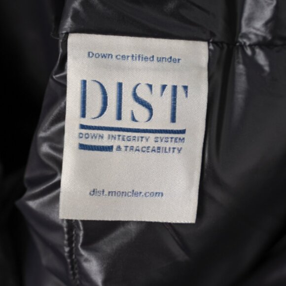 Moncler Maya 70 puffer jacket - Picture 9 of 9